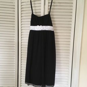 Black and white ally B size 14 girls dress